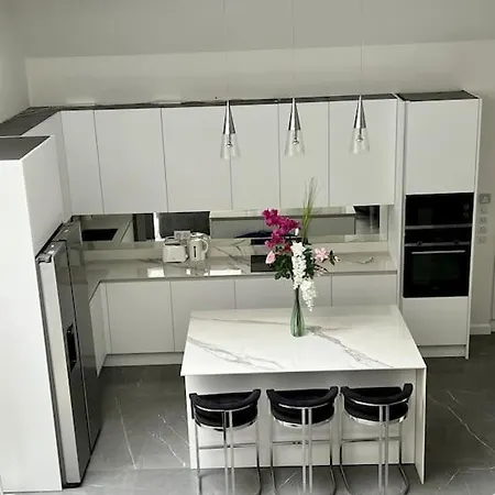 Апартаменты Magnifique Loft Au Coeur De Ницца
