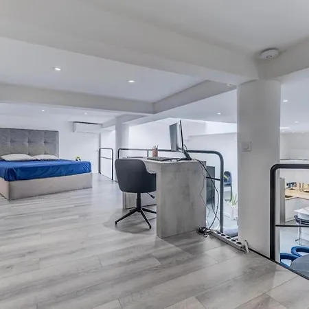 Magnifique Loft Au Coeur De *